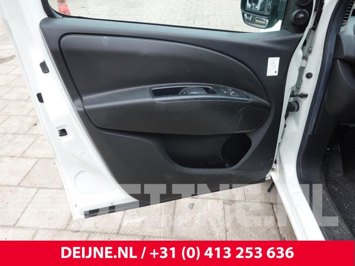Opel Combo Portierbekleding 2Deurs links O321384
