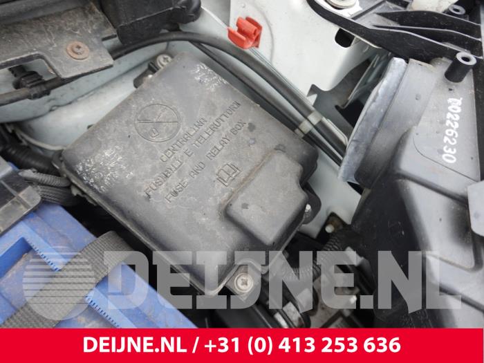 Opel Combo Sicherungskasten O321426