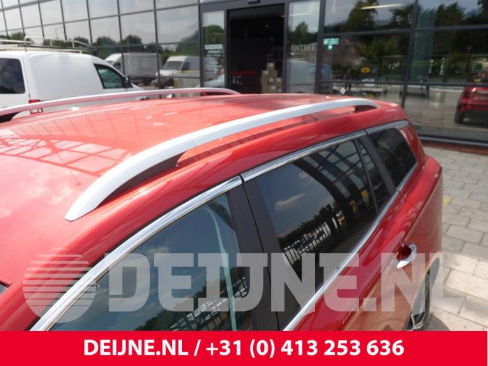MG MG5 Electric Daklijst links O321502
