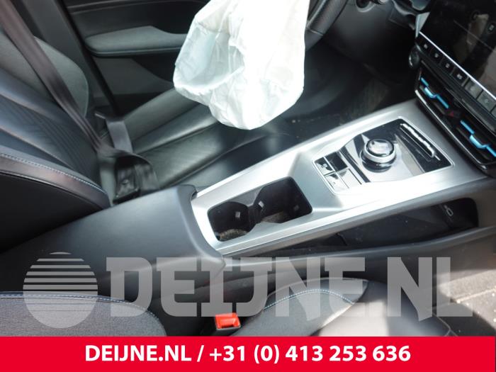 MG MG5 Electric Mittelkonsole O321527
