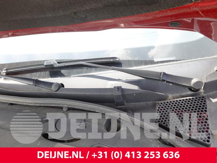 MG MG5 Electric Ruitenwisserarm voor O321549