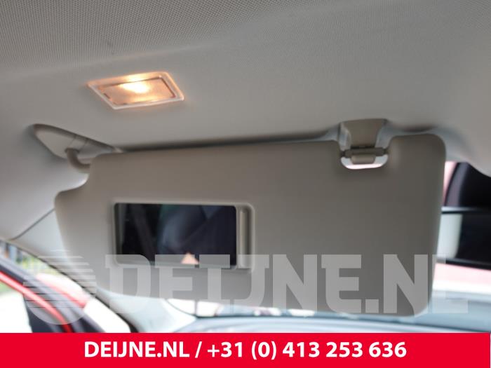 MG MG5 Electric Zonneklep O321569