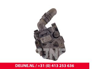 Volkswagen Transporter Lenkkraftverstärker Pumpe O321629 foto 2
