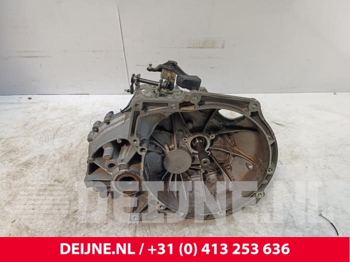 Gebruikte Versnellingsbak Ford Transit Connect (PJ2) 1.6 TDCi 16V 75 Prijs € 1.149,50 Inclusief btw aangeboden door van Deijne Onderdelen Uden B.V.