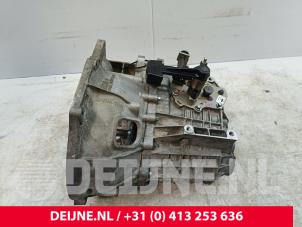 Ford Transit Connect Versnellingsbak O321643 foto 2