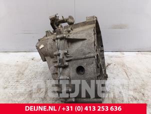 Volkswagen Crafter Getriebe O321648 foto 2