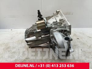 Peugeot Boxer Getriebe O321650 foto 2