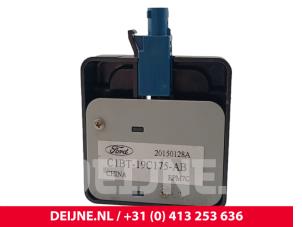 Ford Transit Antennenverstärker O321666 foto 2