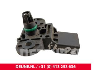 Volkswagen Transporter Brandstofdruk sensor O321682 foto 2