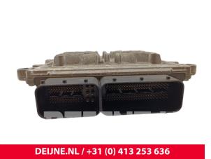 Volvo V60 Engine management computer O321688 photo 3