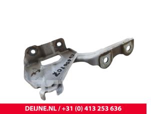 Maxus eDeliver 9 Motorhaube Scharnier O321693 foto 2