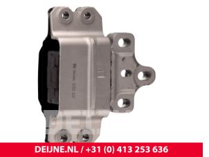Volkswagen Caddy Versnellingsbak Steun O9990003333 foto 3