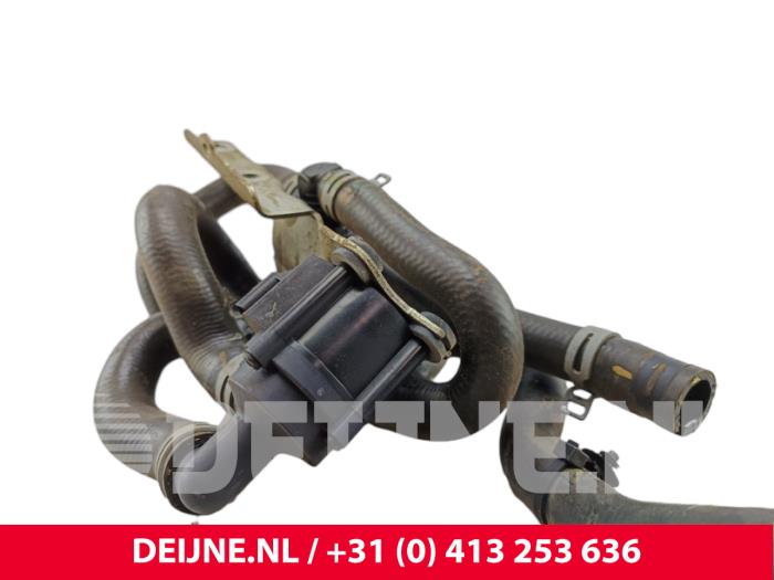 Volvo XC40 Additional water pump O321708