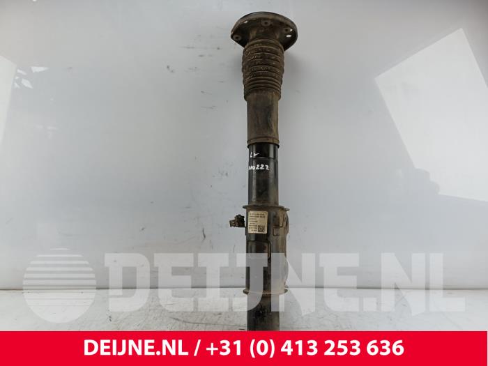 Mercedes Sprinter Stoßdämpfer links vorne O321727