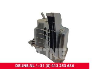 Mercedes Sprinter Adblue tank O321779 foto 2