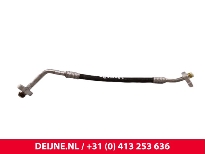 Lynk & Co 01 Airco Leiding O321913