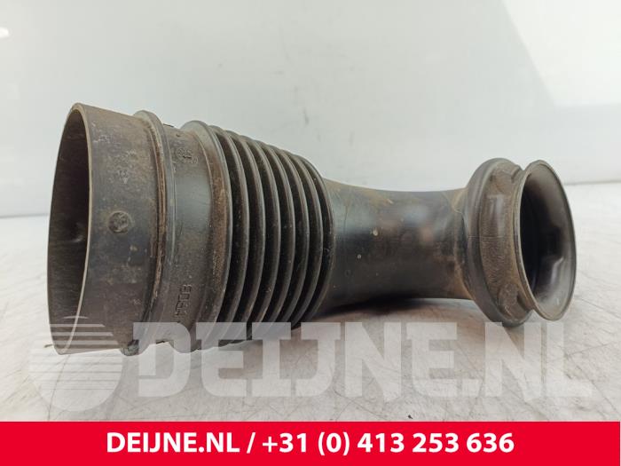 Mercedes Sprinter Air intake hose O321922