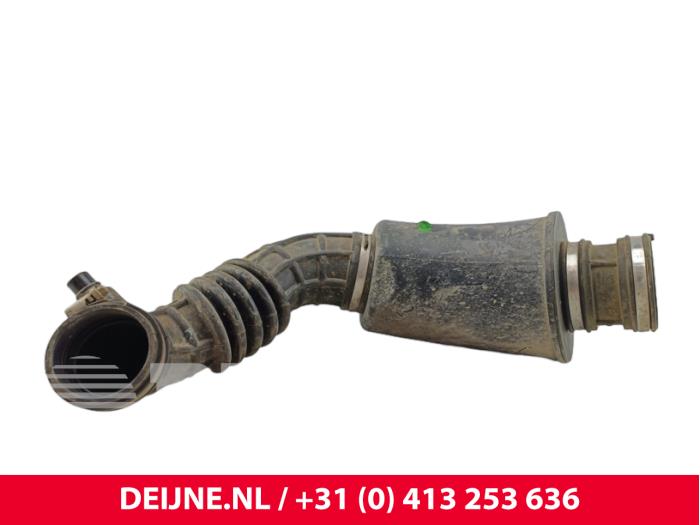Maxus eDeliver 9 Aanzuigslang Lucht O321931