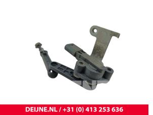 Lynk & Co 08 Xenon hoogteregelaar O321955 foto 2