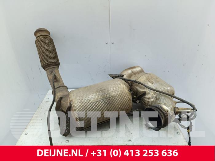 Gebruikte Katalysator Mercedes Sprinter 3t (910.6) 211 CDI 2.1 D FWD Prijs op aanvraag aangeboden door van Deijne Onderdelen Uden B.V.