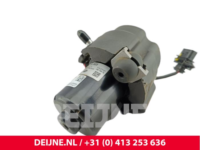 Mercedes eSprinter Vakuumpumpe Bremskraftverstärker O322017