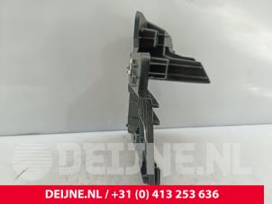 Lynk & Co 08 Bumpersteun links-achter O322027 foto 3