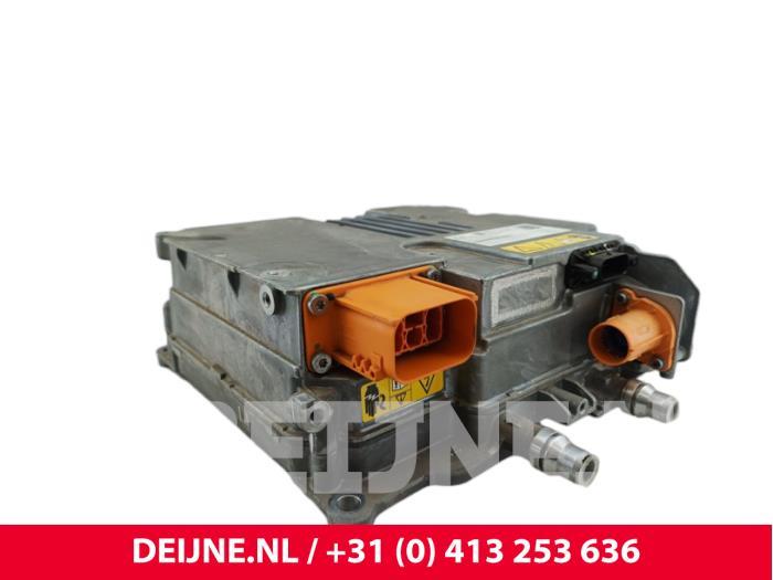 Mercedes eSprinter Acculader O322030