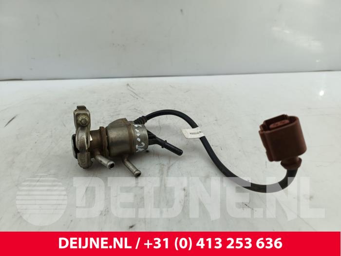 Gebruikte Injector adblue Volkswagen Caddy IV 2.0 TDI 102 Prijs op aanvraag aangeboden door van Deijne Onderdelen Uden B.V.
