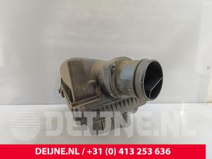 Volvo XC60 Air box O322376 photo 2