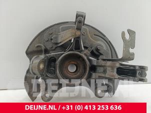 Toyota Pro-Ace City Achsschenkel links vorne O322496 foto 2
