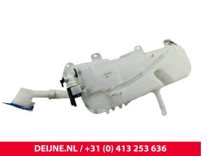 Toyota Pro-Ace City Ruitensproeiertank voor O322501 foto 3