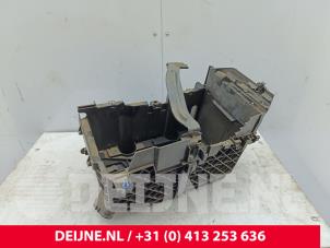 Nissan Primastar Battery box O322767 foto 3