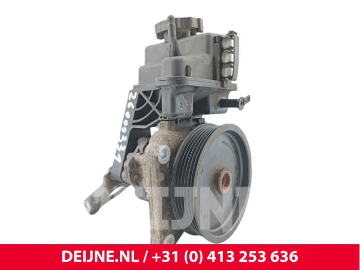 Mercedes Sprinter Lenkkraftverstärker Pumpe O322898