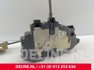Renault Master Deurslot Mechaniek 2Deurs links O322778 foto 3