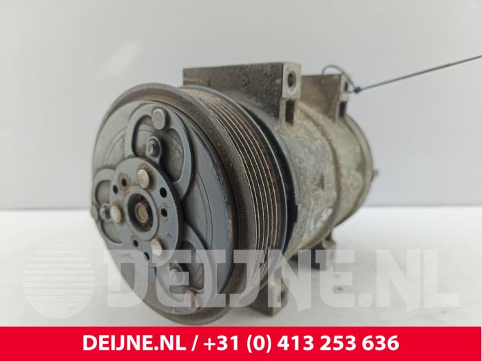 Volvo V40 Klimapumpe O323059