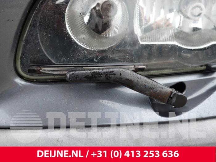 Volvo S60 Koplampwisser arm O323225
