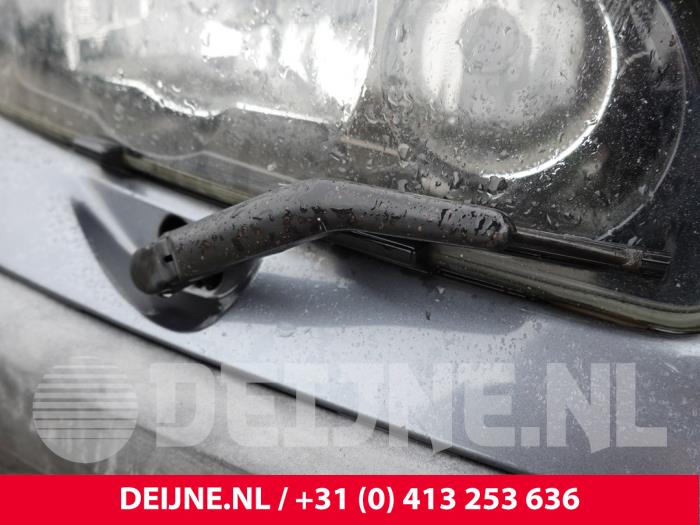 Volvo S60 Koplampwisser arm O323226