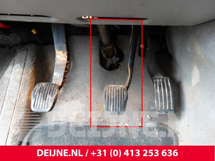 Volvo V50 Brake pedal O323308
