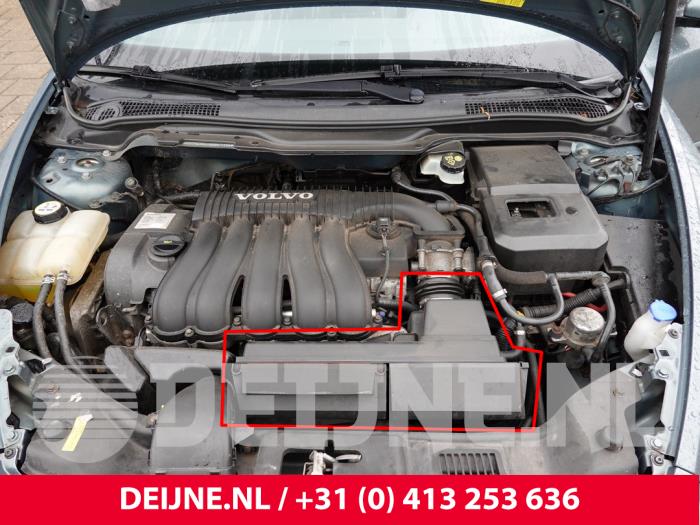 Volvo V50 Air box O323289