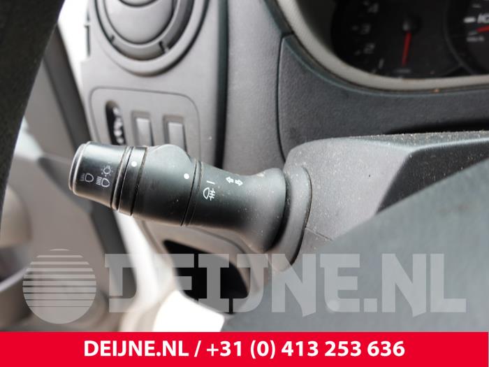 Renault Master Kombischalter Lenksäule O323398