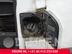 Renault Master Tankklappe O323451 foto 2