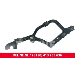 Lynk & Co 08 Rear bumper bracket, left O323463 photo 2