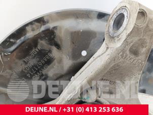 Lynk & Co 01 Achsschenkel links vorne O323528 foto 3
