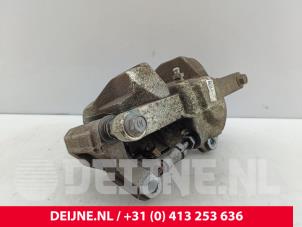 Lynk & Co 01 Remklauw (Tang) links-voor O323552 foto 2