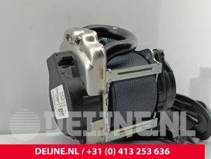 Lynk & Co 08 Front seatbelt, right O323598 photo 3