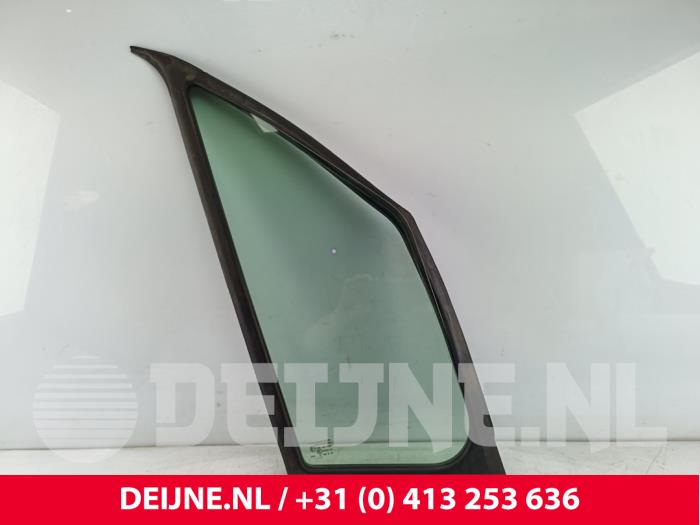 Mercedes Sprinter Dreieckfenster rechts vorne O323634