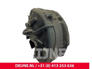 Volvo XC60 Wheel arch liner O323644 photo 3