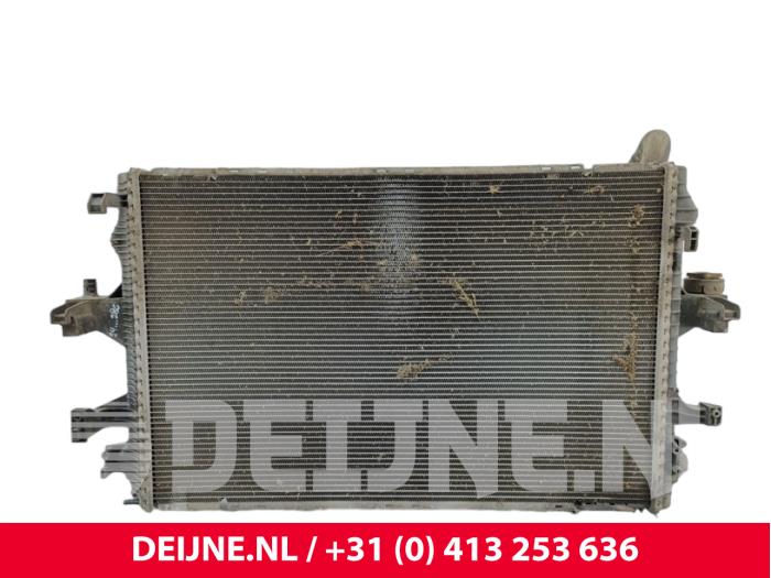 Volkswagen Transporter Kühler O323687