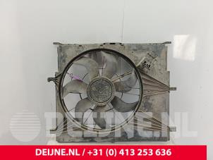 Mercedes Vito Kühlgebläse O323701 foto 2