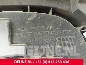 Ford Transit Grillhalter O323727 foto 3
